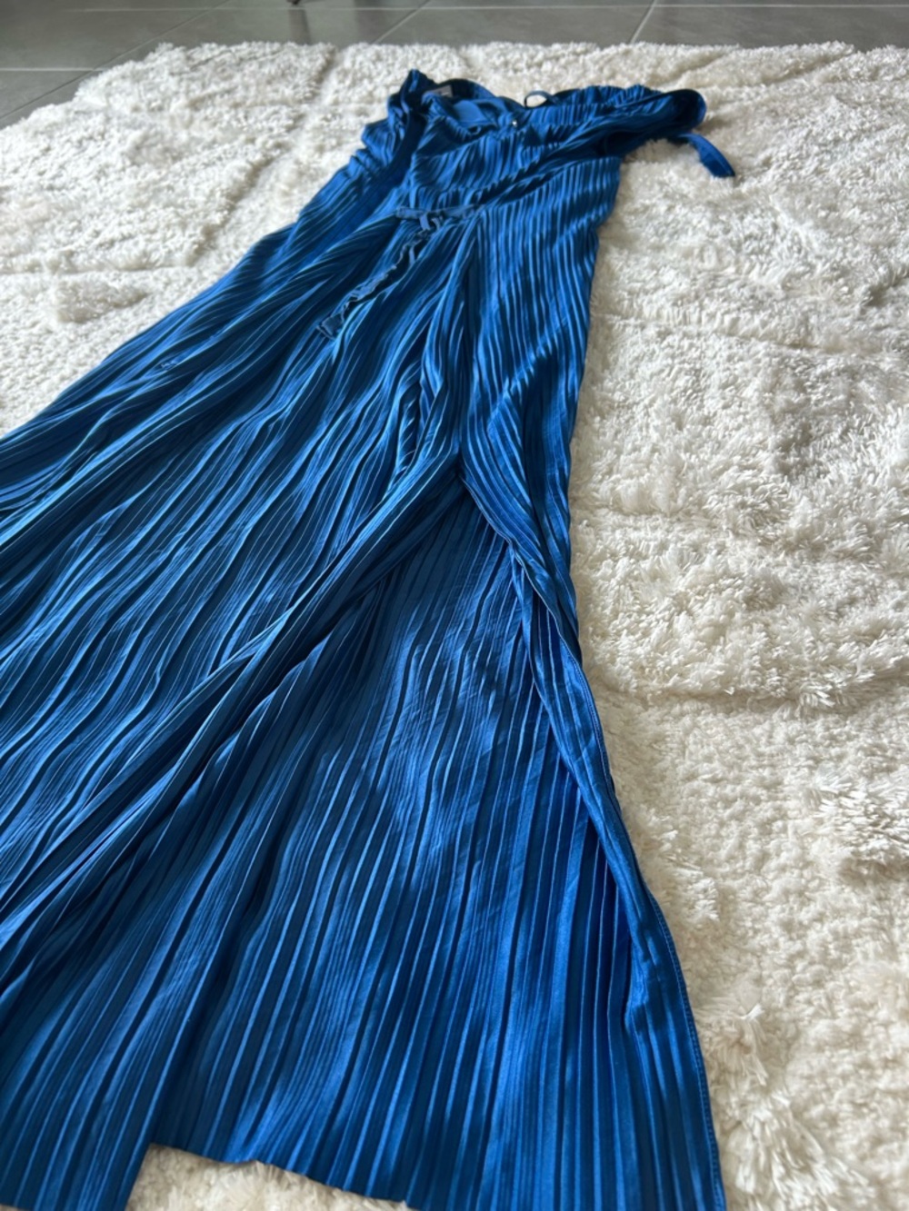 Atlein Plisse Midi Dress Sleeveless Pleated Blue - Picture 11 of 15